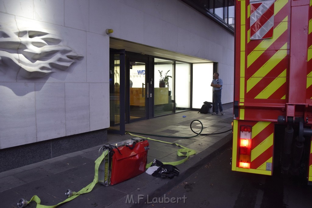 Feuer 2 WDR Koeln Altstadt Nord An der Rechtschule P134.JPG - Miklos Laubert